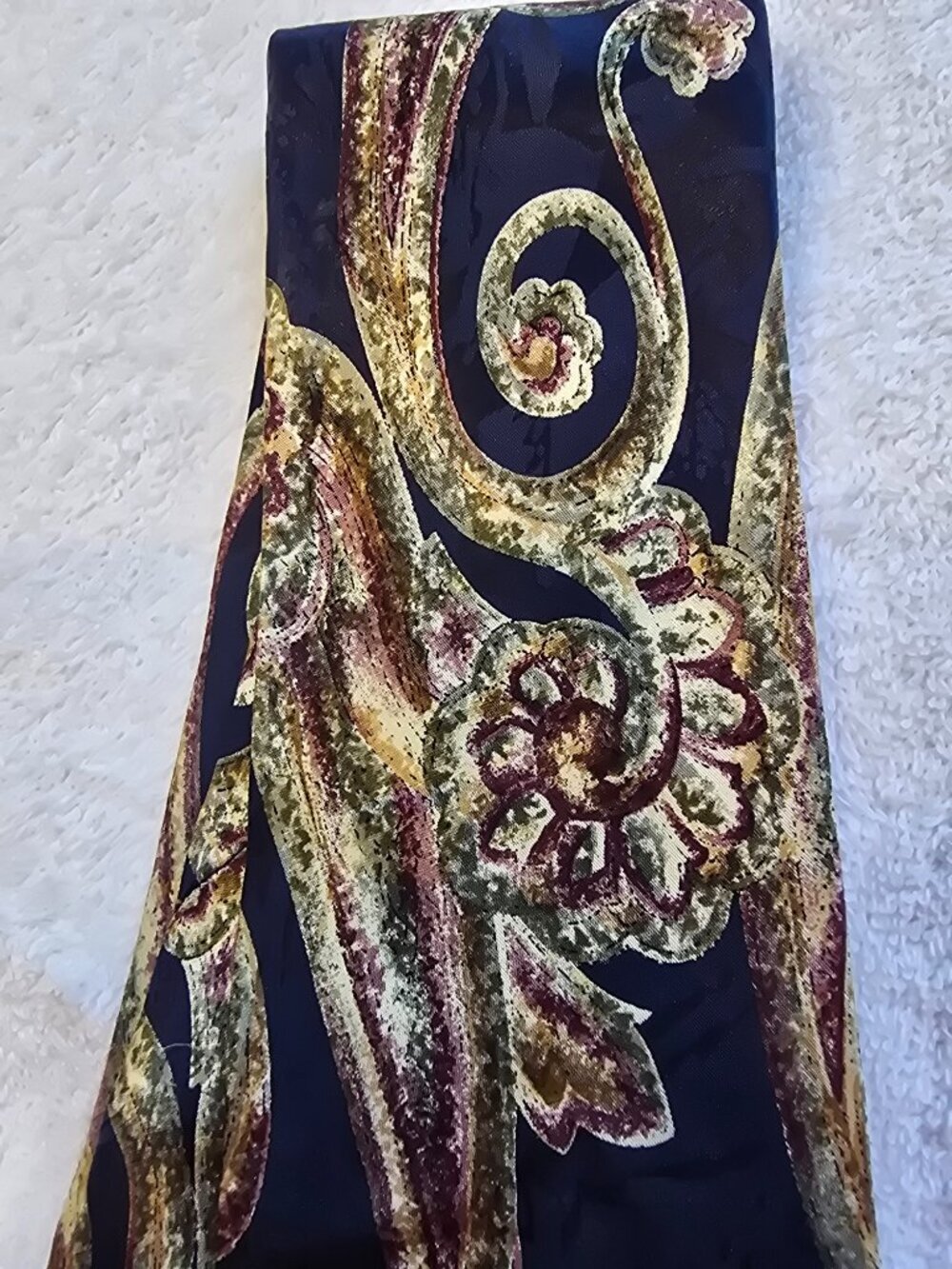 Vintage Christian Dior Monsieur Silk Tie - Paisley Pattern on Navy Background - Picture 8 of 9